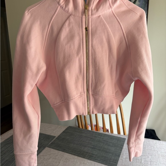 lululemon athletica Tops - Lululemon athletica Soft Pink Cropped Full Zip Jacket Size 6